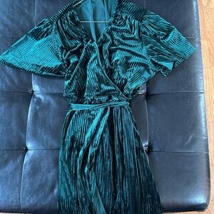 Simplee Apparel Teal Green Velvet Midi Wrap Dress